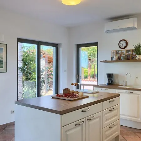 Maddalena Holiday home *